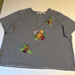 BreckenridgeTop woman’s 2X striped shirt short sleeve casual‎ vacation